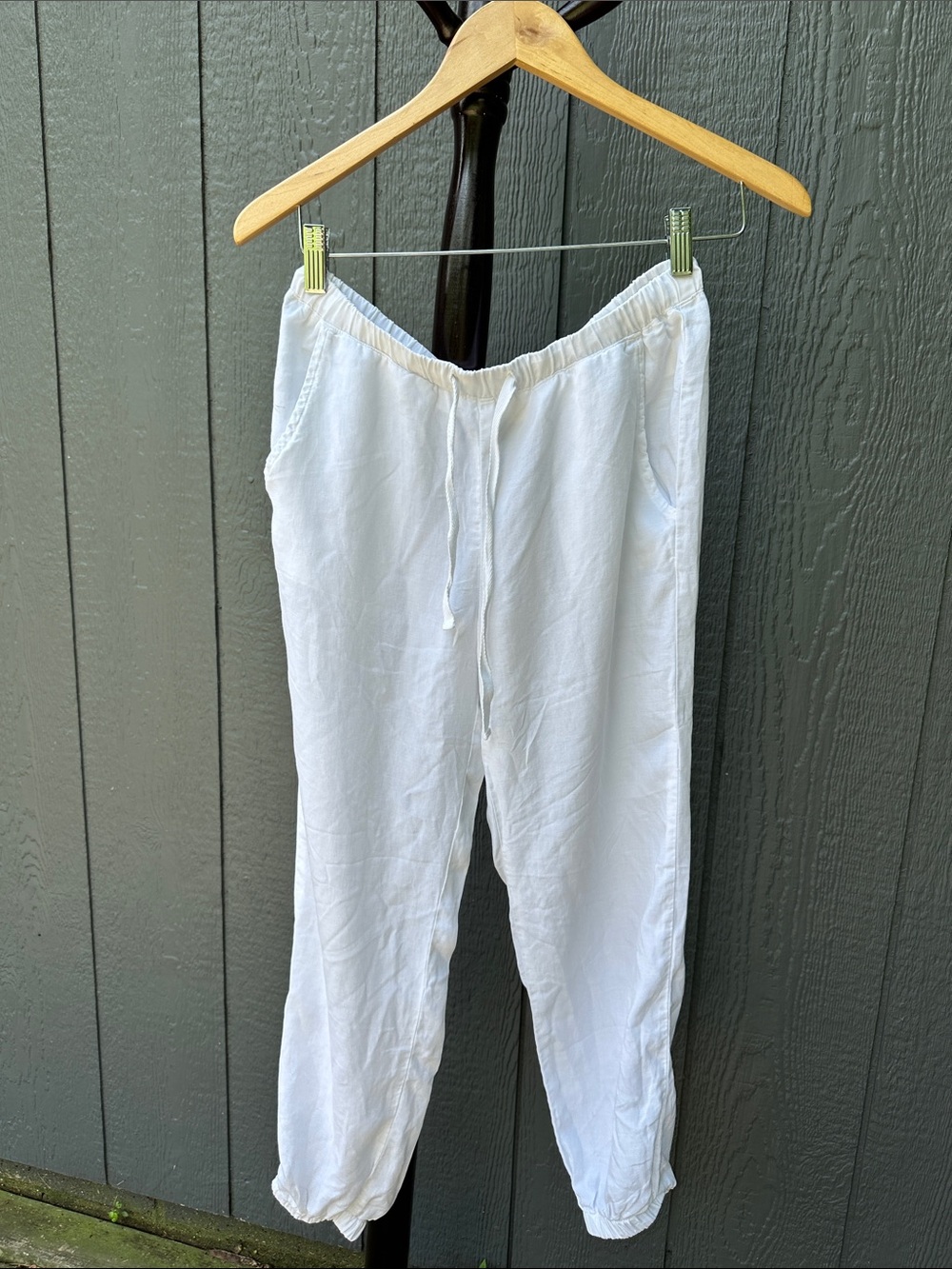 Cloth & Stone white joggers